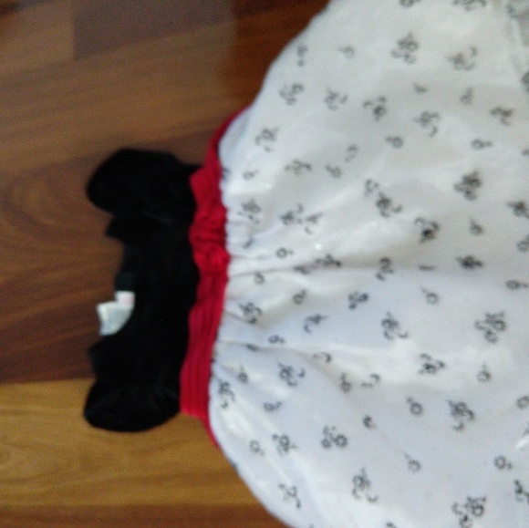 Lot of girls 2T - Picture 2 of 8